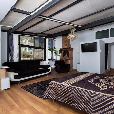 8 Rooms House Balçova Eksteriør bilde